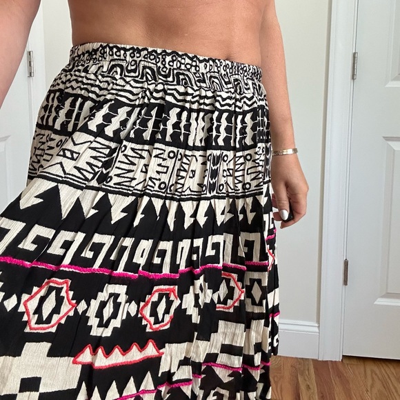 Aztec Graphic Print Mini Skirt With Embroidery Detail - Picture 7 of 9